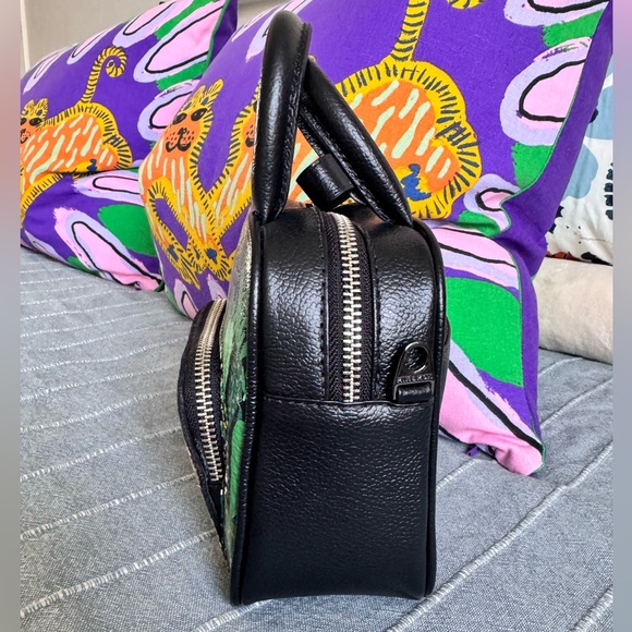 Min & Mon Marino Mini Crossbody Bag
FINAL SALE - Picture 6 of 9